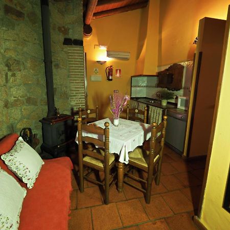 Casas Rurales Las Praderas Affittacamere Poyales Del Hoyo Esterno foto